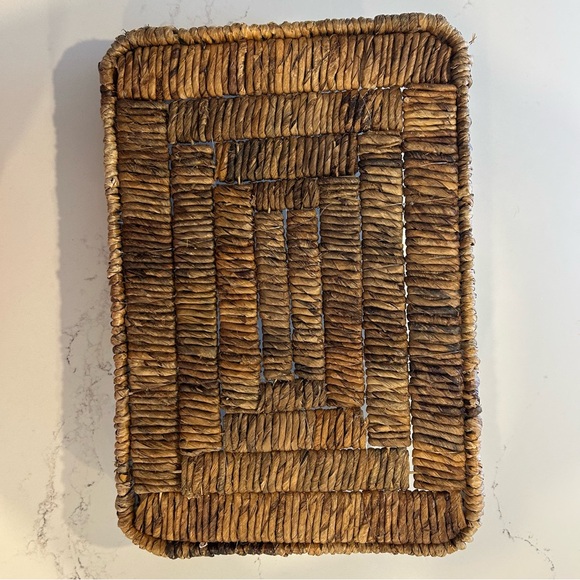 Woven Rectangular Basket Tray - Picture 4 of 5